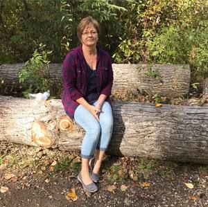 Meet your Posher, Leanne